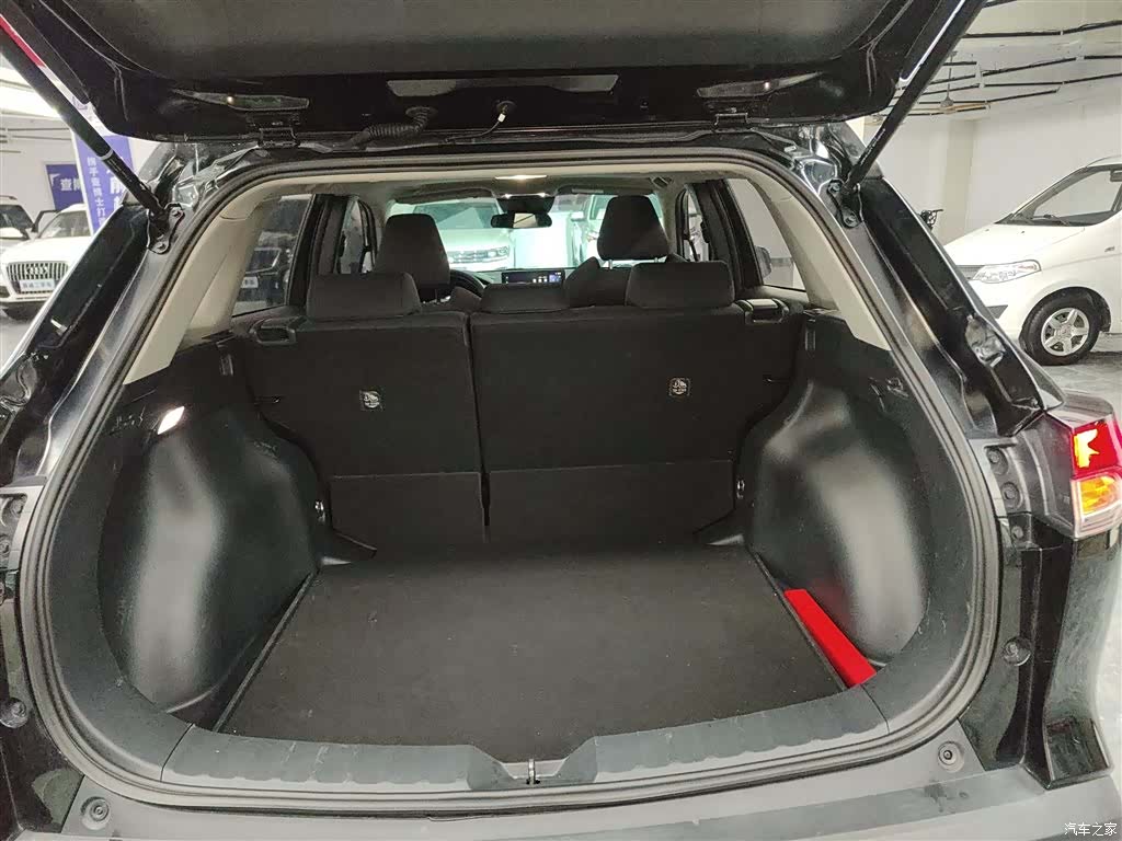 Toyota Frontlander, 2024 15