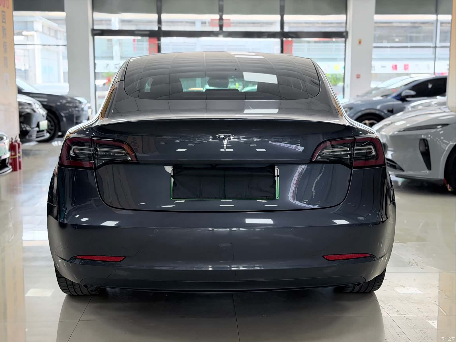 Tesla Model 3, 2021 все фото