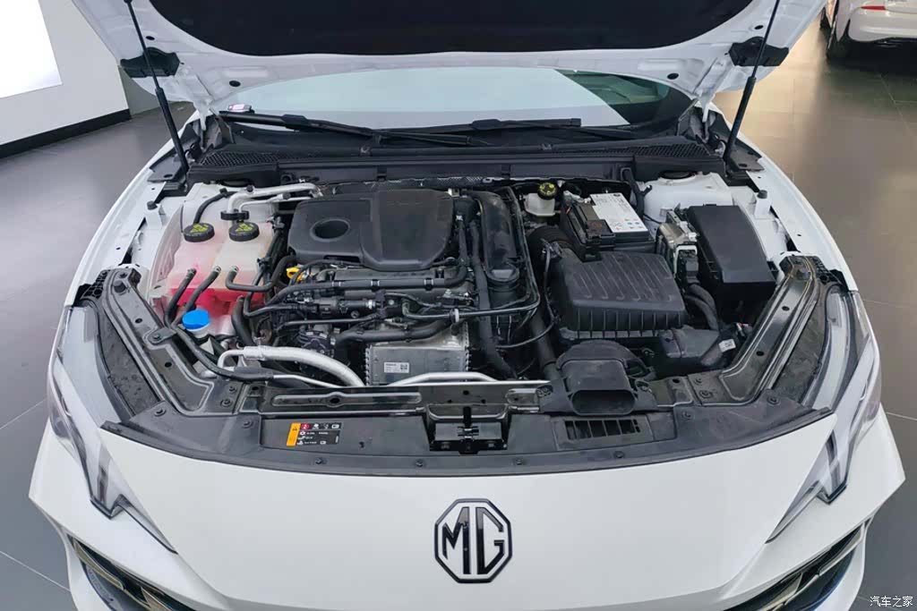 MG MG7, 2025 10