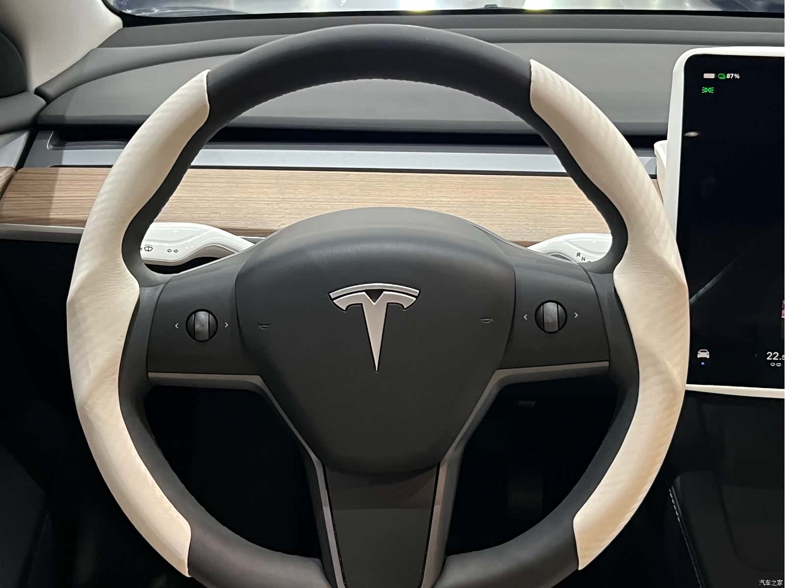 Tesla Model 3, 2023 7
