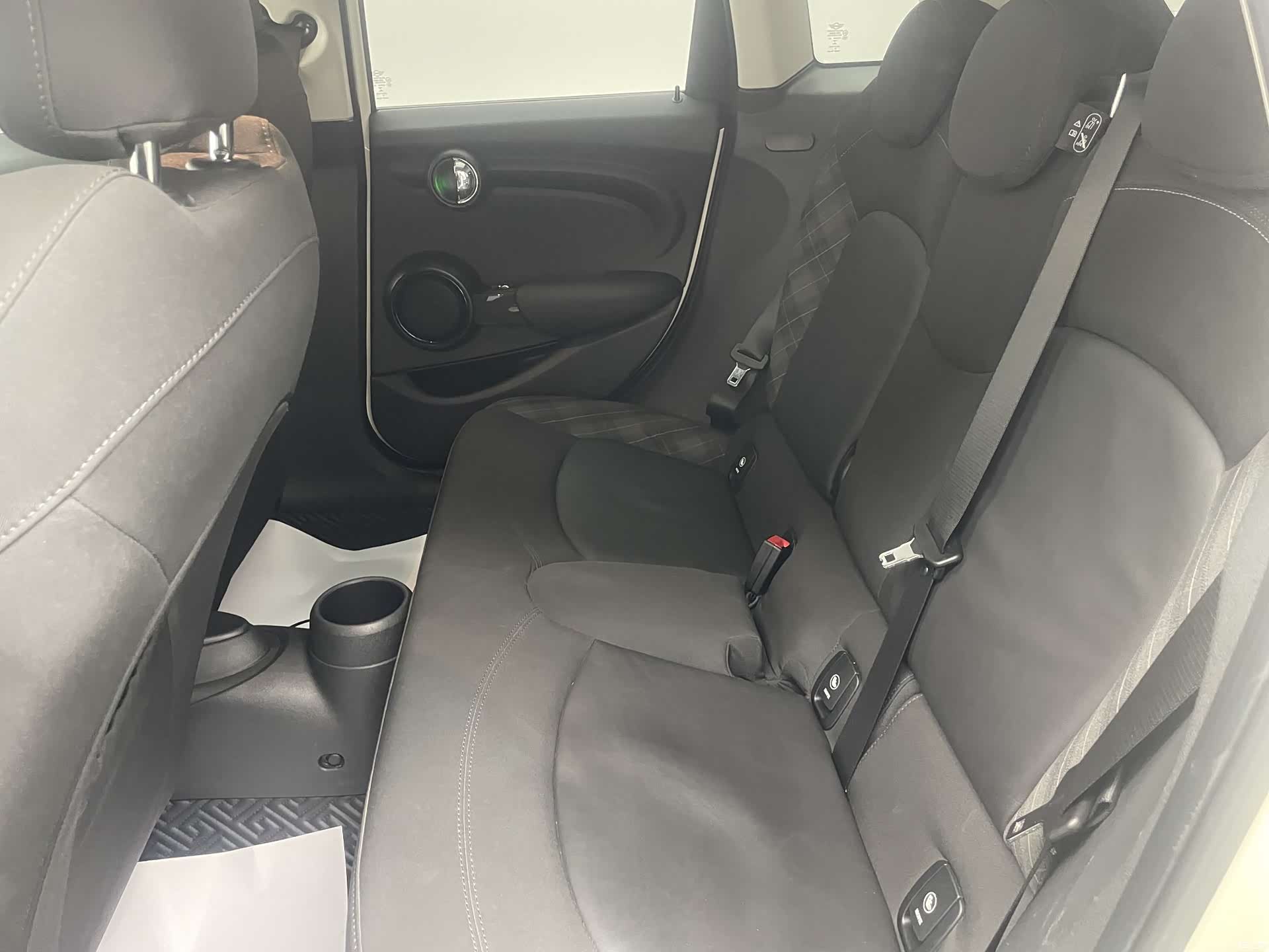 Mini Cooper, 2018 13