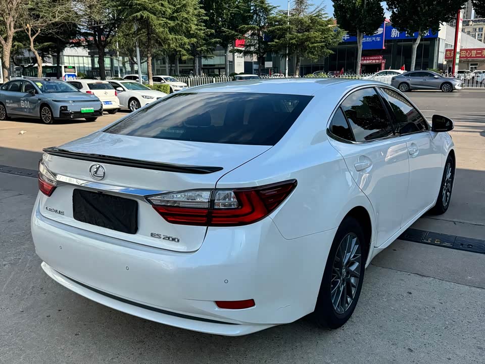 Lexus ES Lexus ES