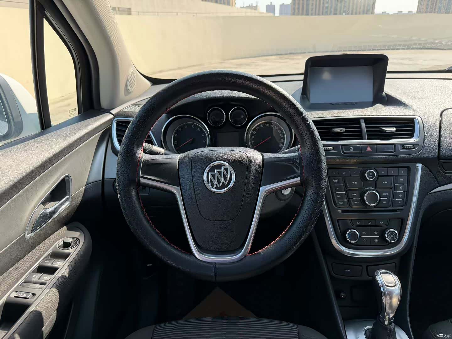 Buick Encore, 2015 8