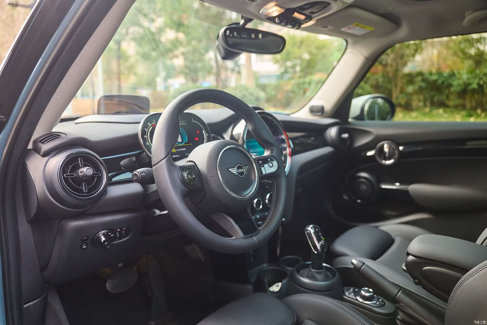 Mini Cooper, 2023 12