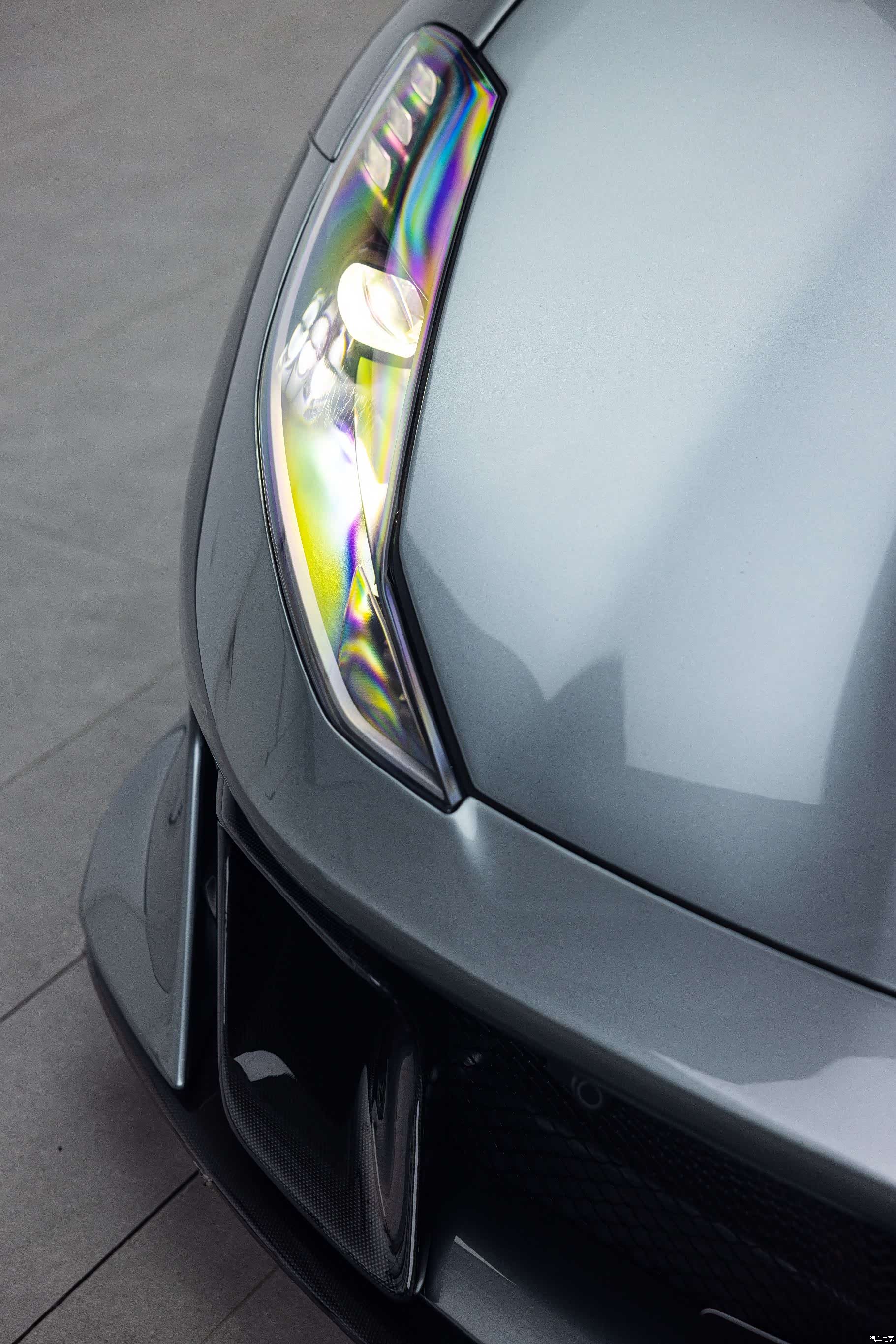 Ferrari 812, 2023 4