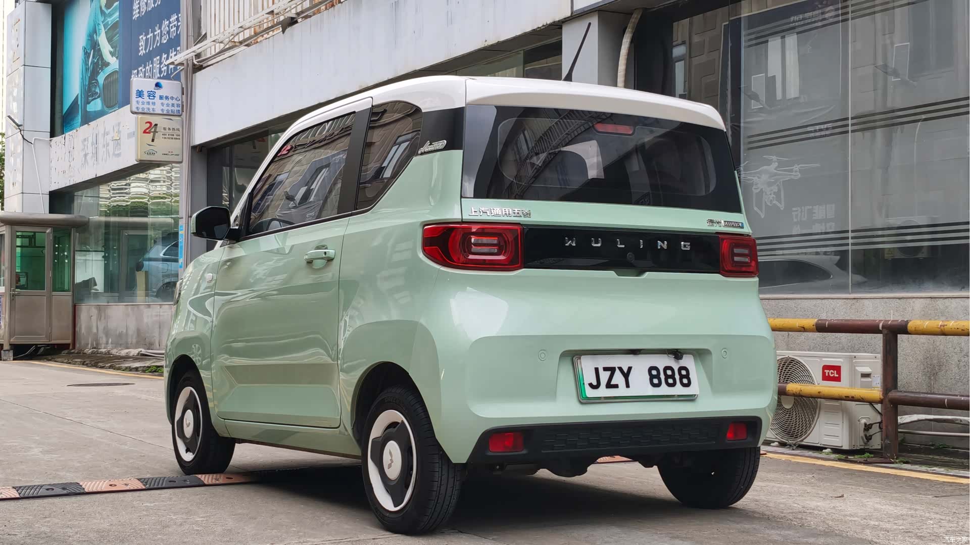 Wuling MINIEV, 2021 все фото
