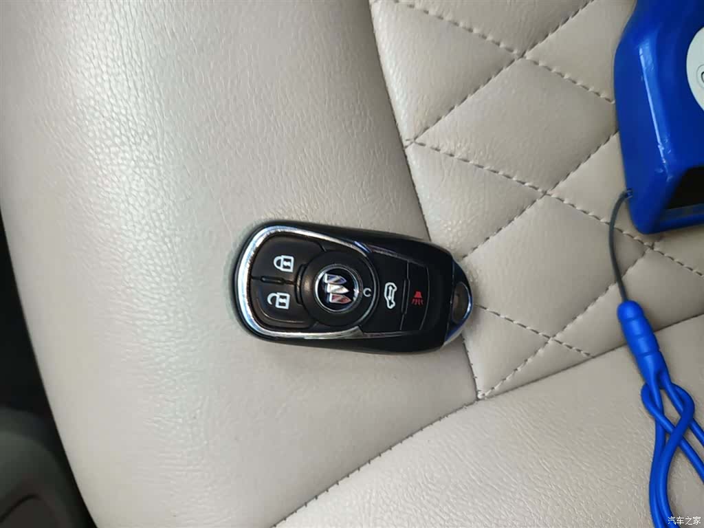 Buick GL8, 2024 9