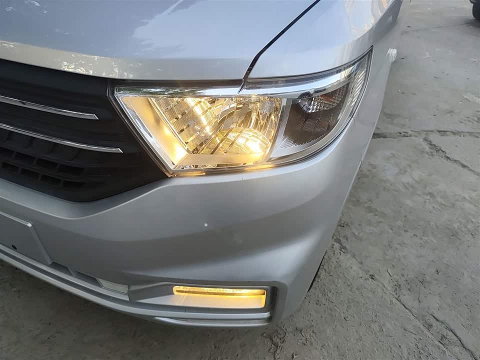 Wuling Wuling Hongguang V
