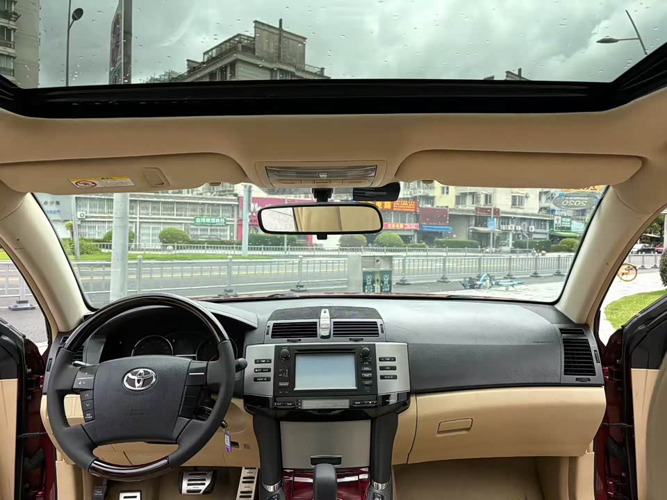 Toyota Reiz Toyota Reiz