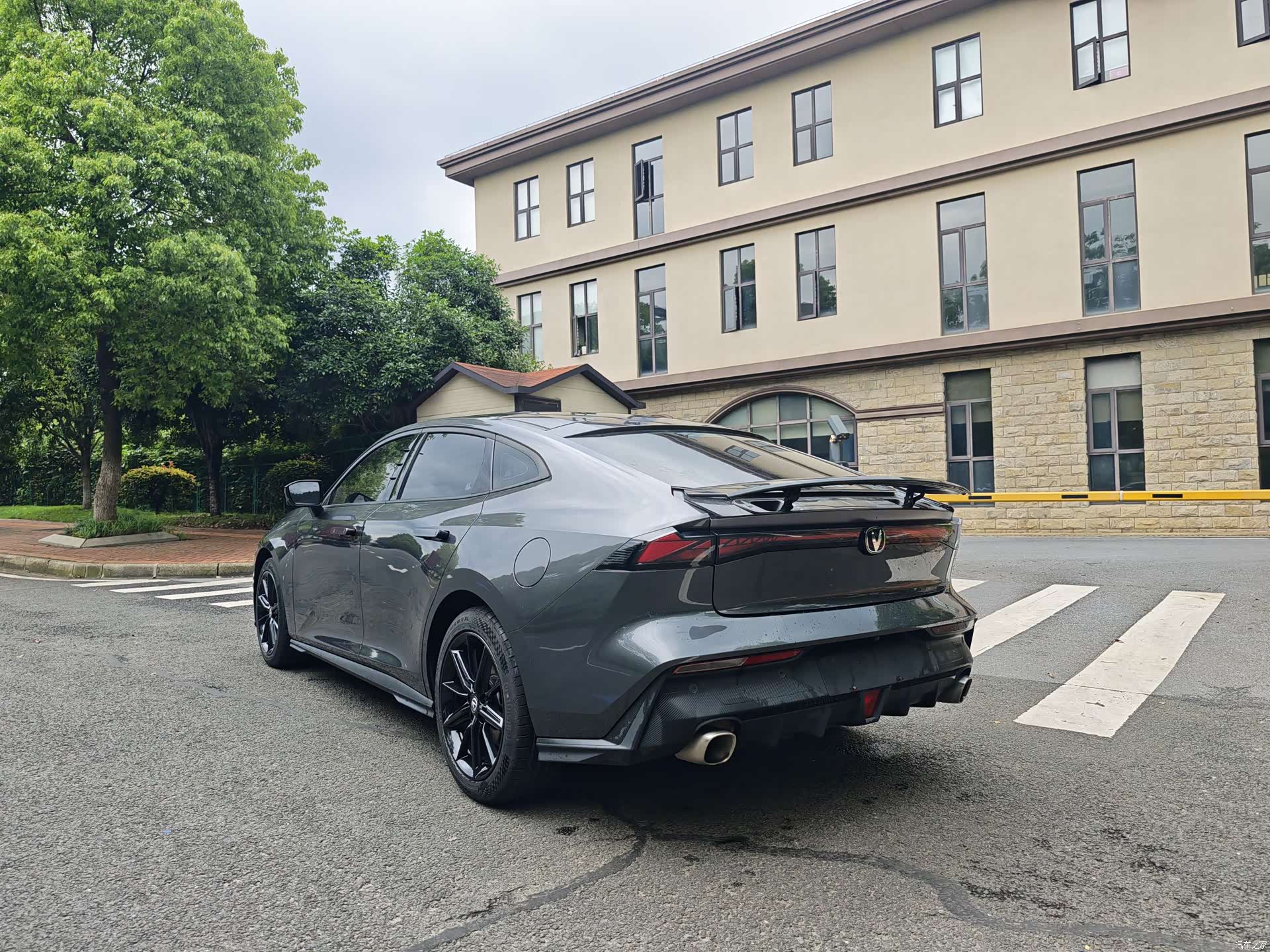 Changan UNI-V, 2022 10