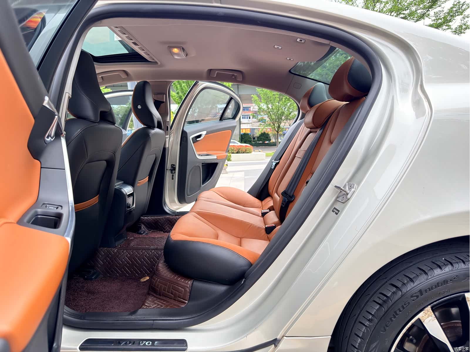 Volvo S60, 2018 все фото