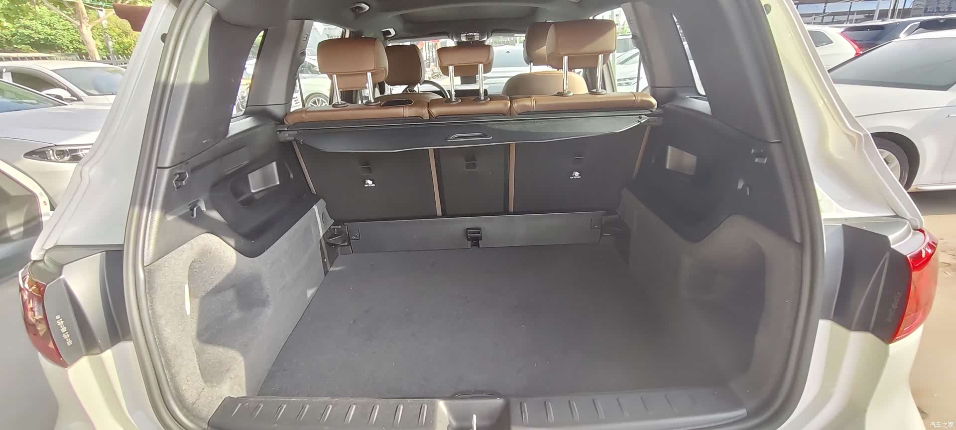 Mercedes-Benz GLB, 2024 16