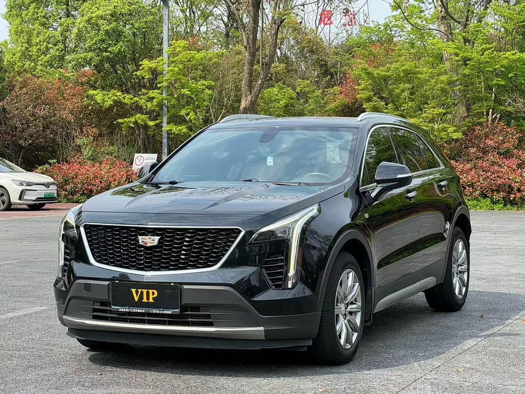Cadillac XT4