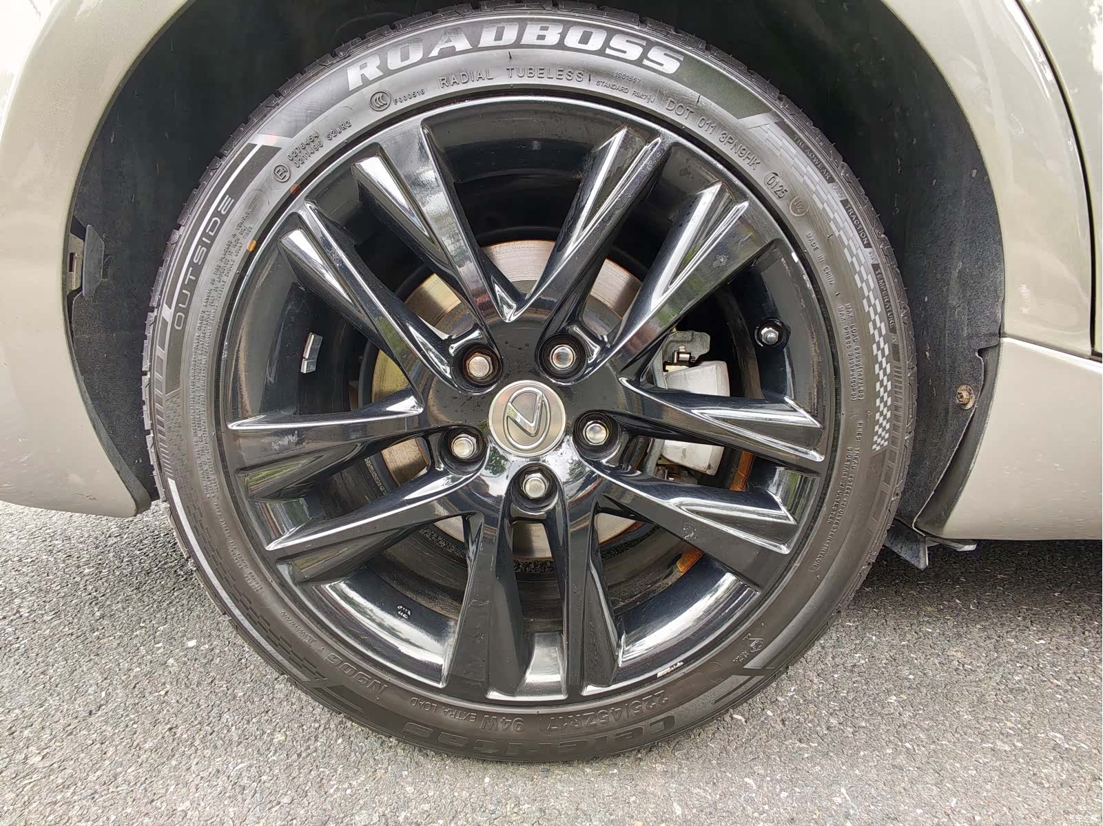 Lexus IS, 2018 19