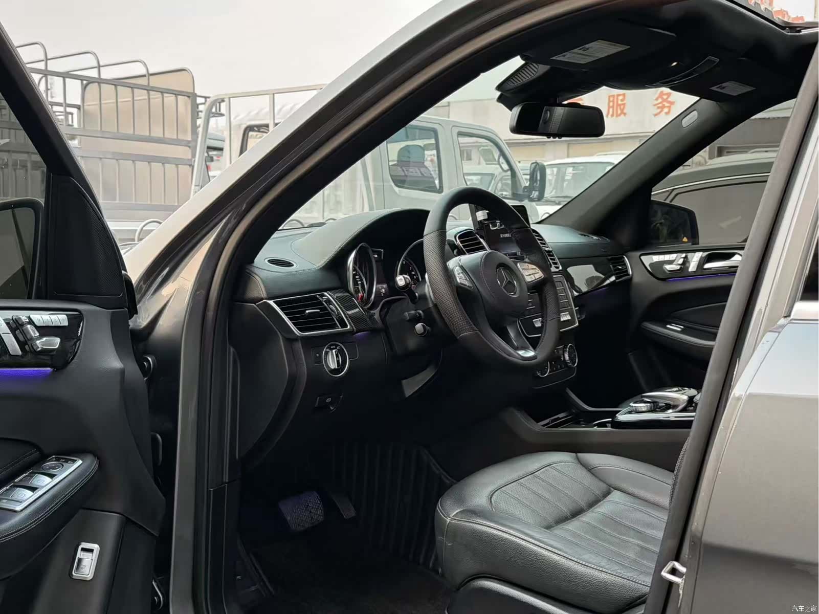 Mercedes-Benz GLS, 2018 4