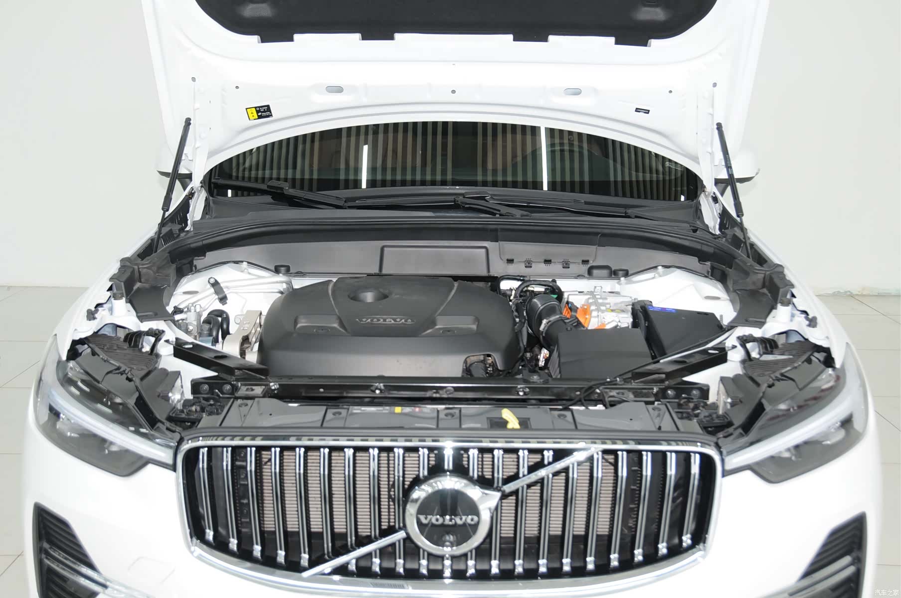 Volvo XC60, 2024 6