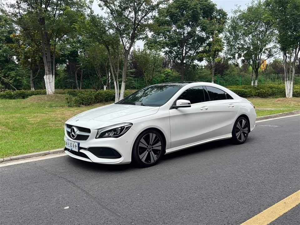 Mercedes-Benz CLA