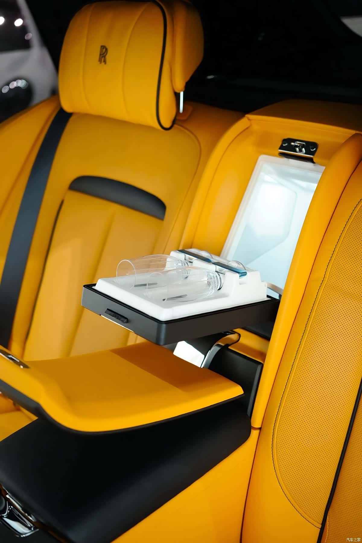 Rolls-Royce Cullinan, 2023 16