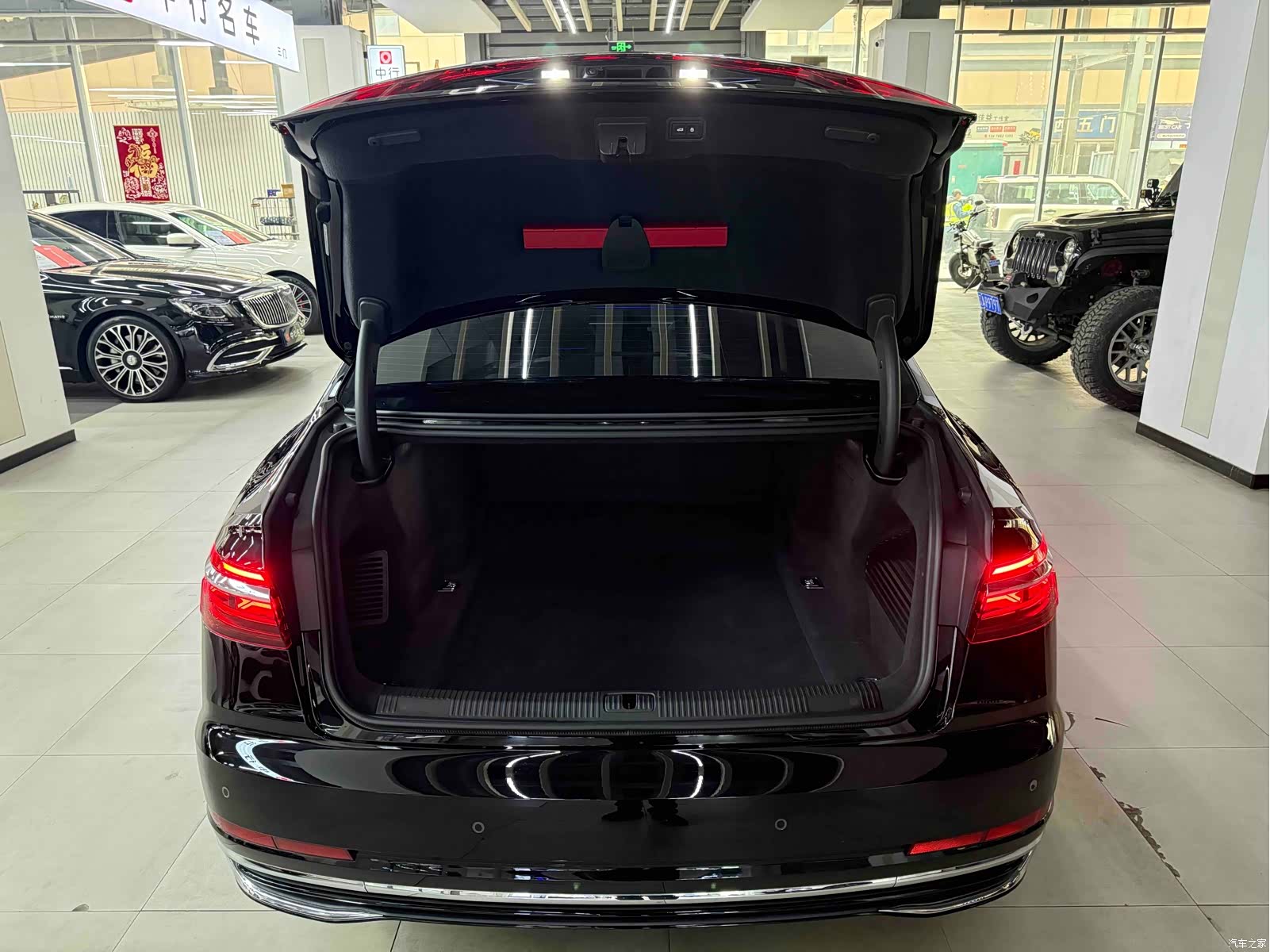 Audi A8L, 2023 21
