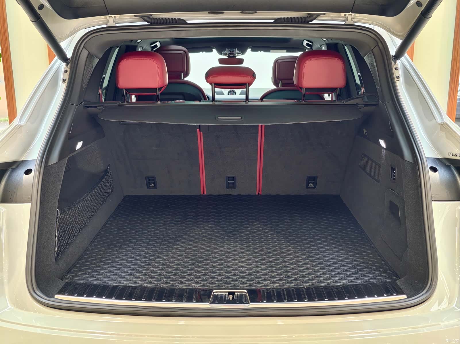 Porsche Cayenne, 2023 16