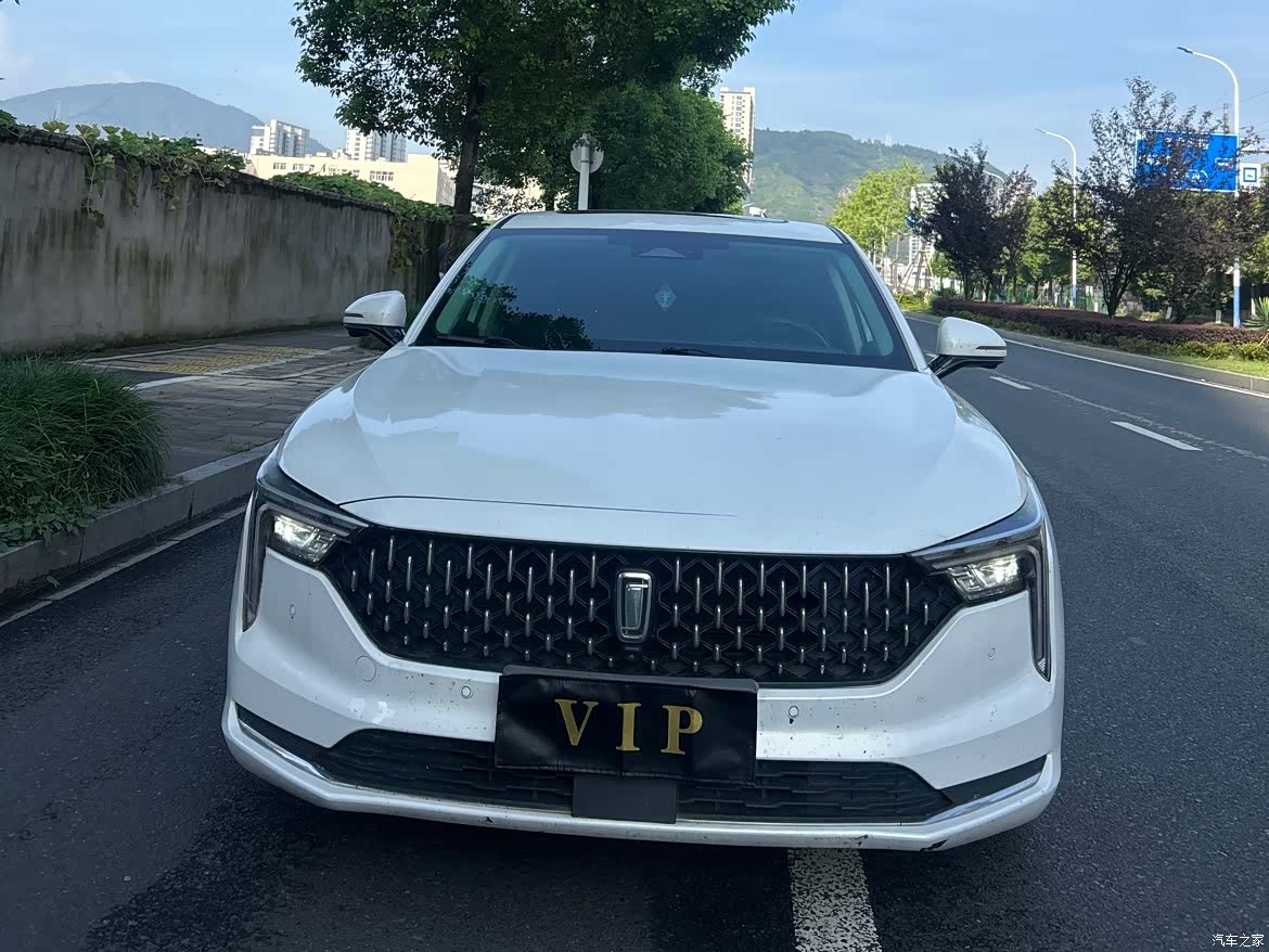 Bestune B70, 2022 2