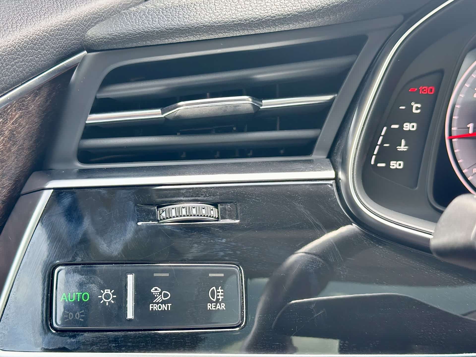 Audi Q7, 2024 17