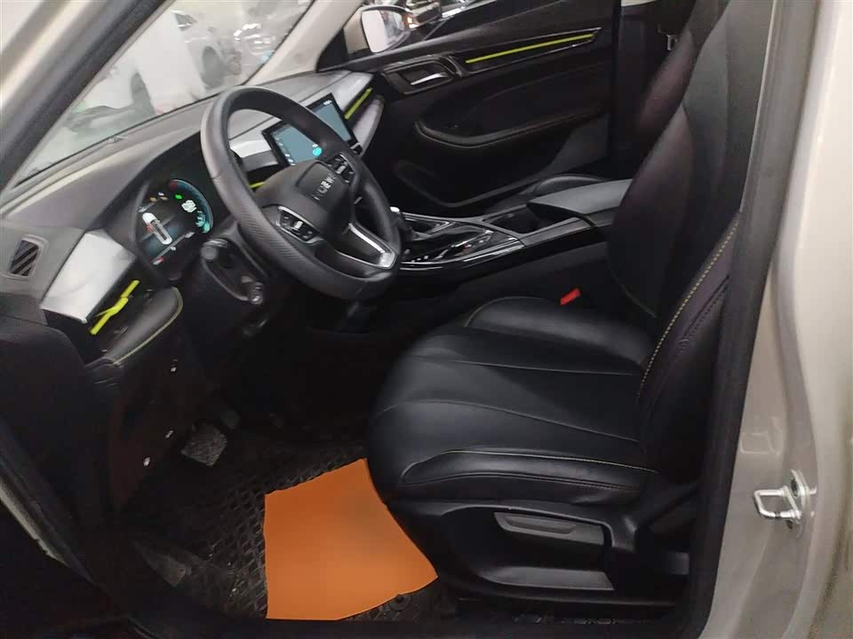 Roewe i5