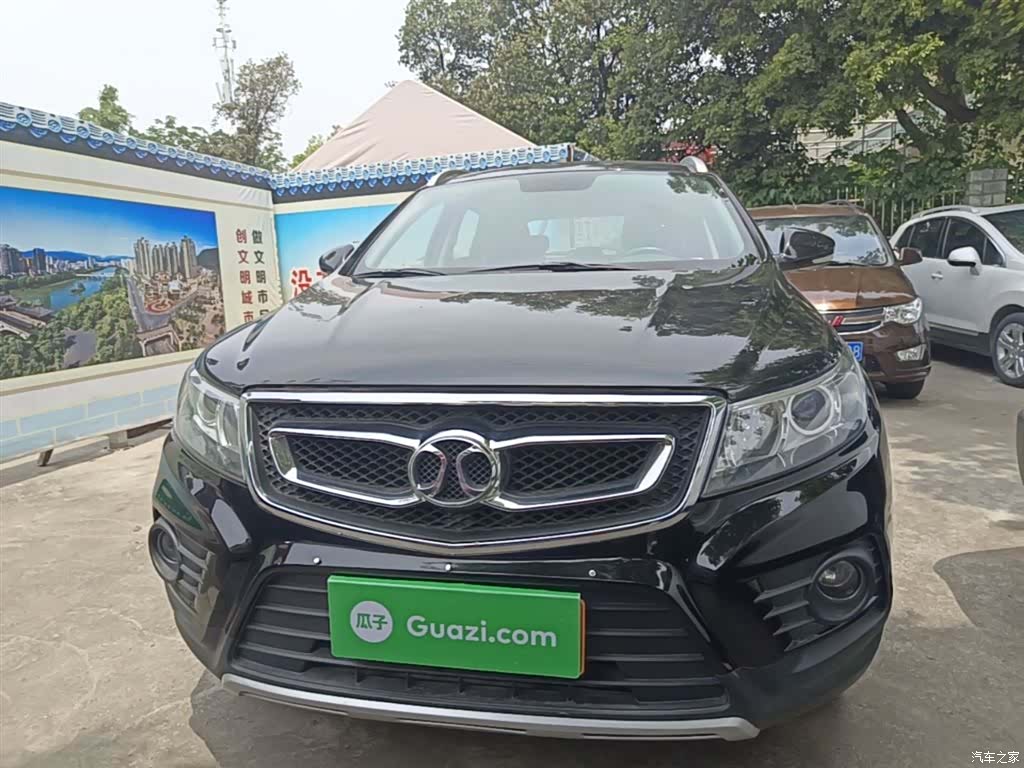 BAIC X55, 2016 3