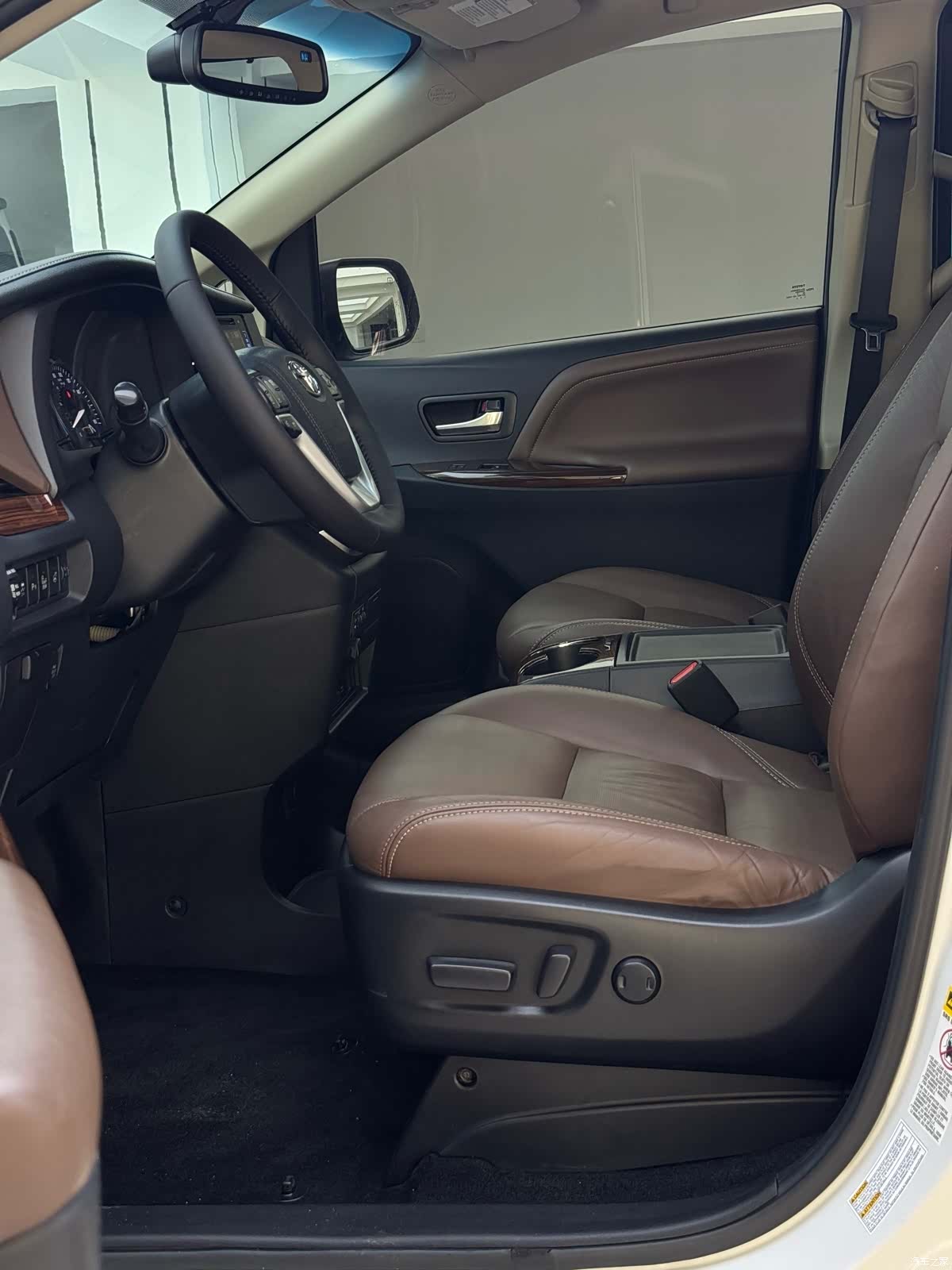 Toyota Sienna, 2017 4