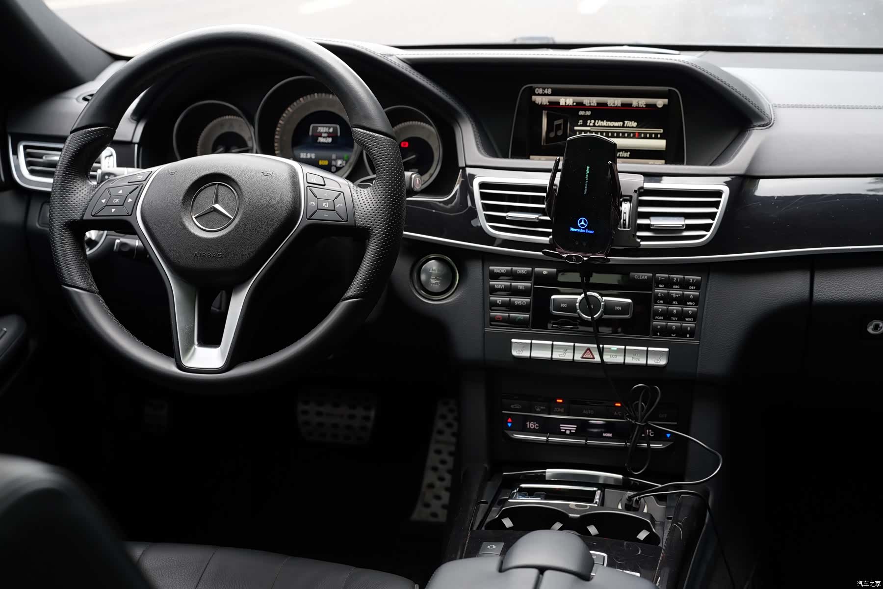 Mercedes-Benz E-Class, 2014 22