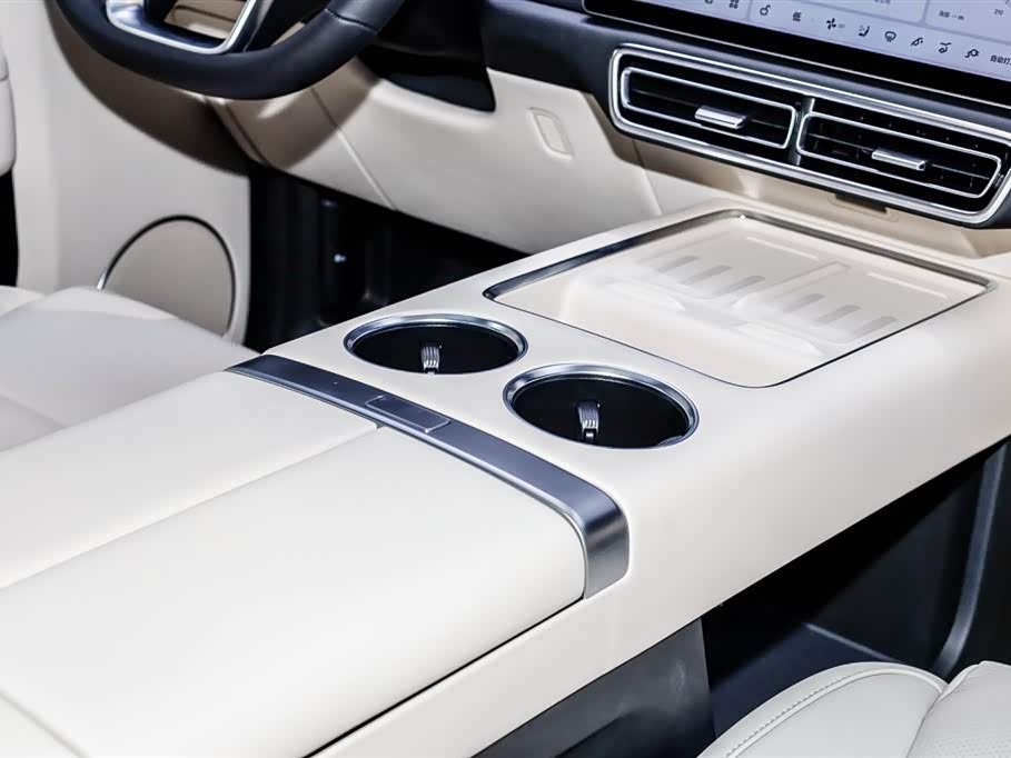 Li Auto Ideal L8