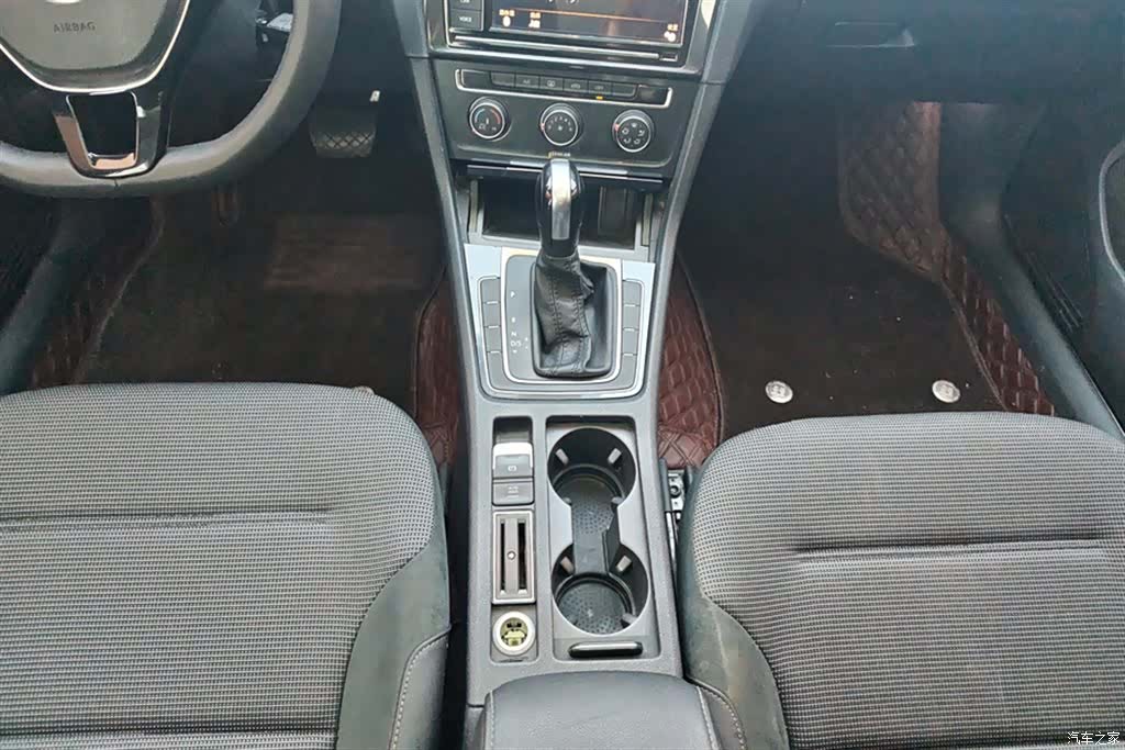 Volkswagen Golf, 2019 16