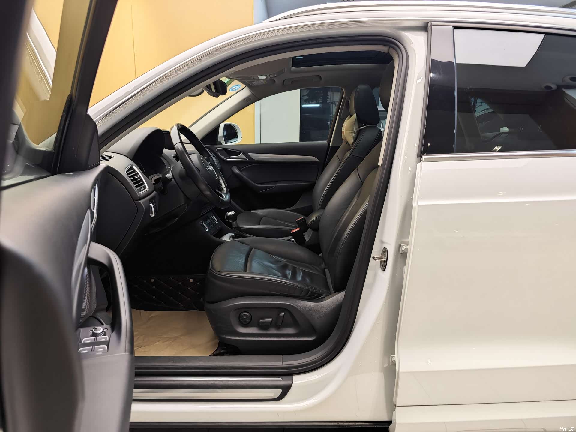 Audi Q3, 2016 13