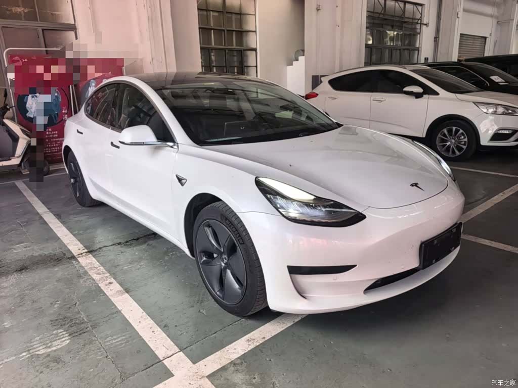 Tesla Model 3, 2020 4