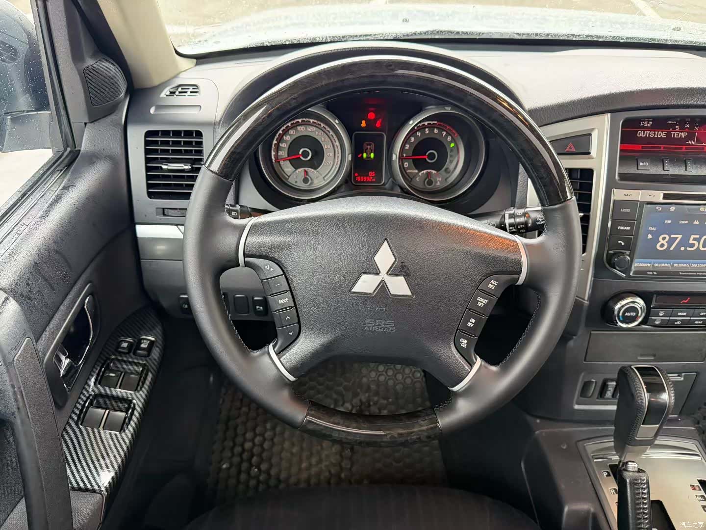 Mitsubishi Pajero, 2016 8