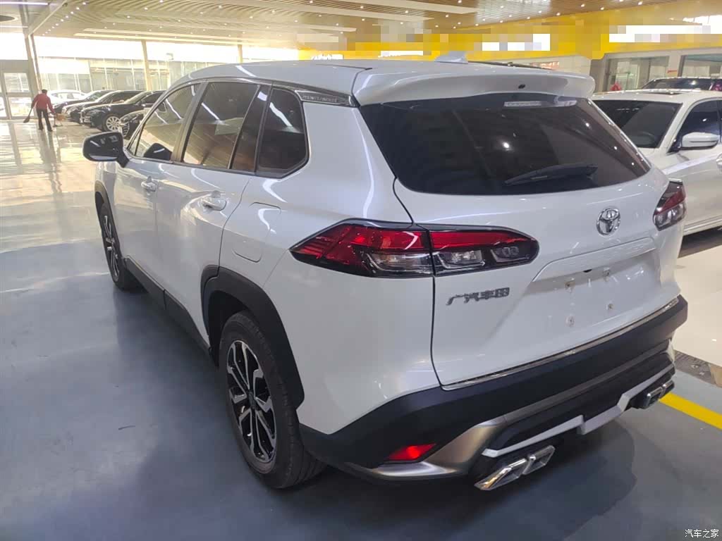 Toyota Frontlander, 2022 все фото