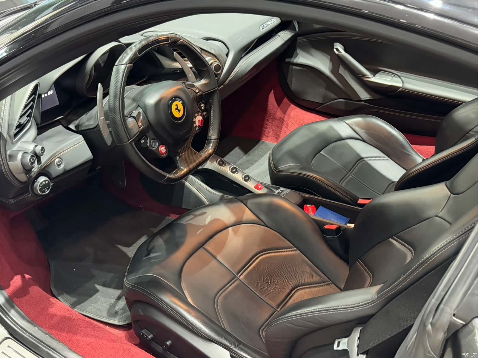 Ferrari 488, 2016 10