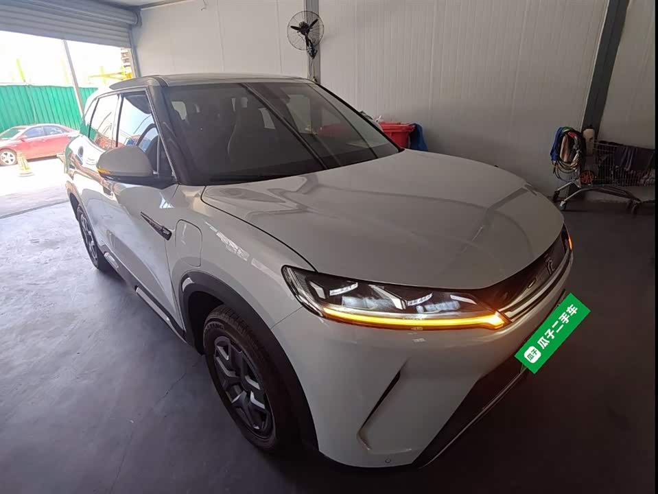 BYD Yuan UP