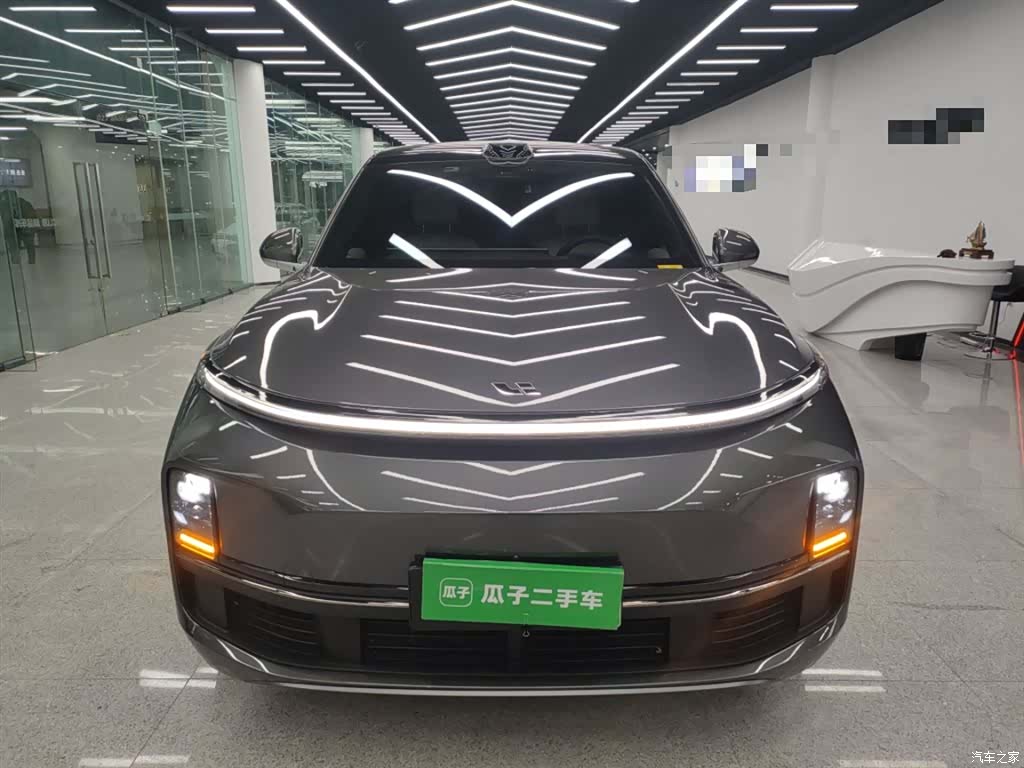 Li Auto L8, 2023 3