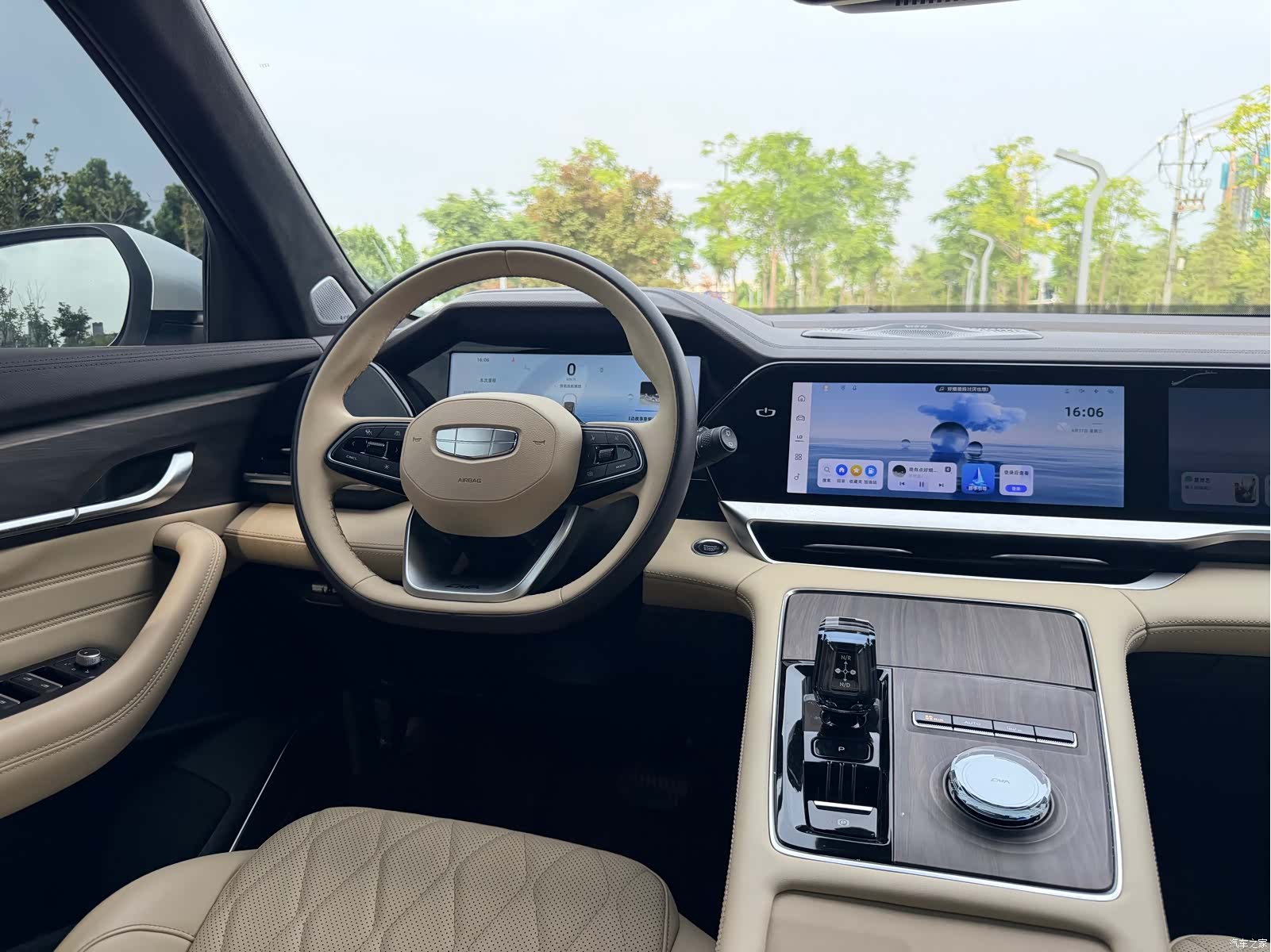 Geely Xingyue L, 2025 9