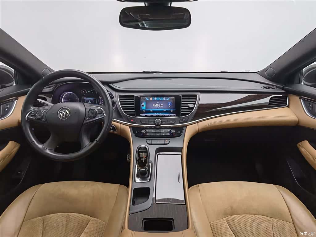 Buick LaCrosse, 2017 все фото