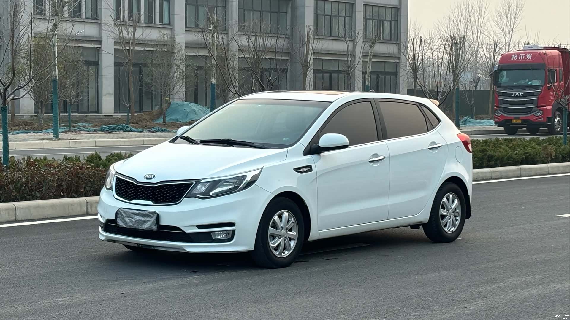 Kia K2, 2016 1