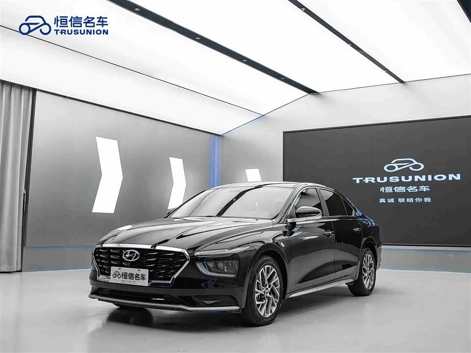 Hyundai Name picture