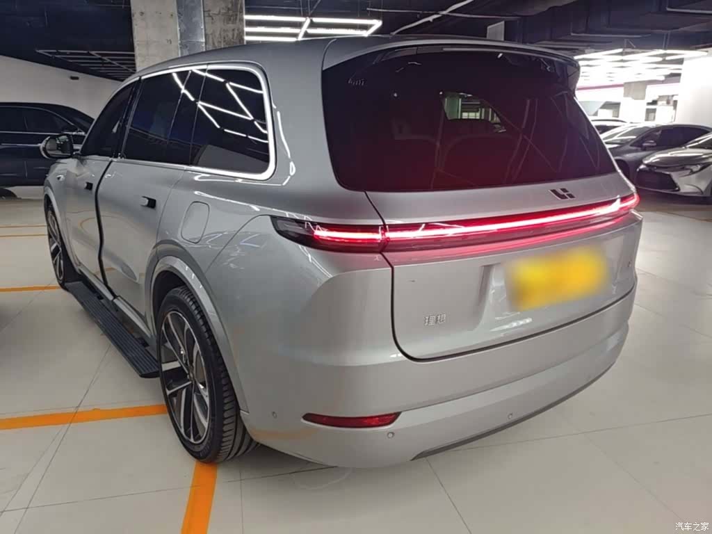 Li Auto L9, 2024 все фото