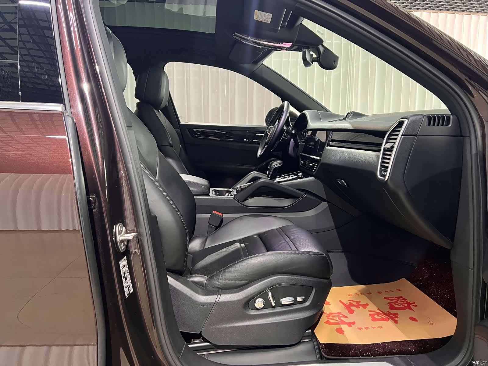 Porsche Cayenne, 2018 11