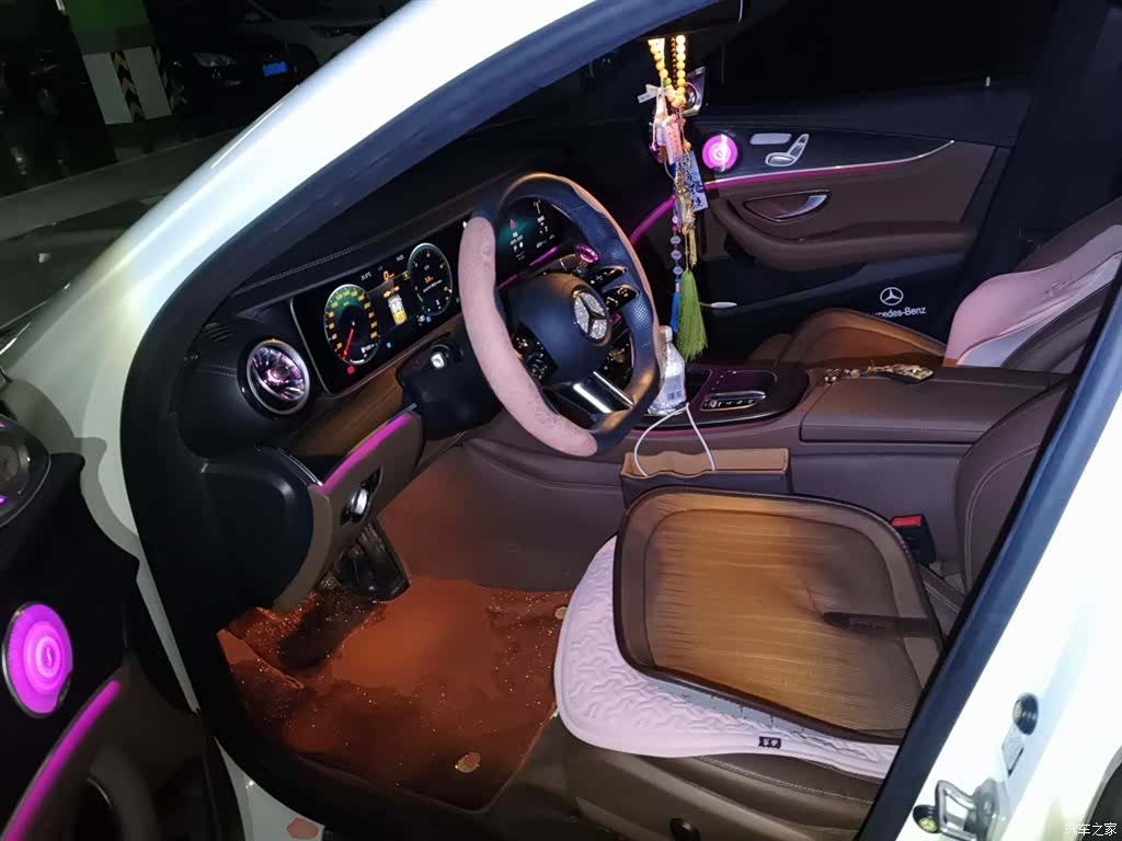 Mercedes-Benz E-Class, 2022 17