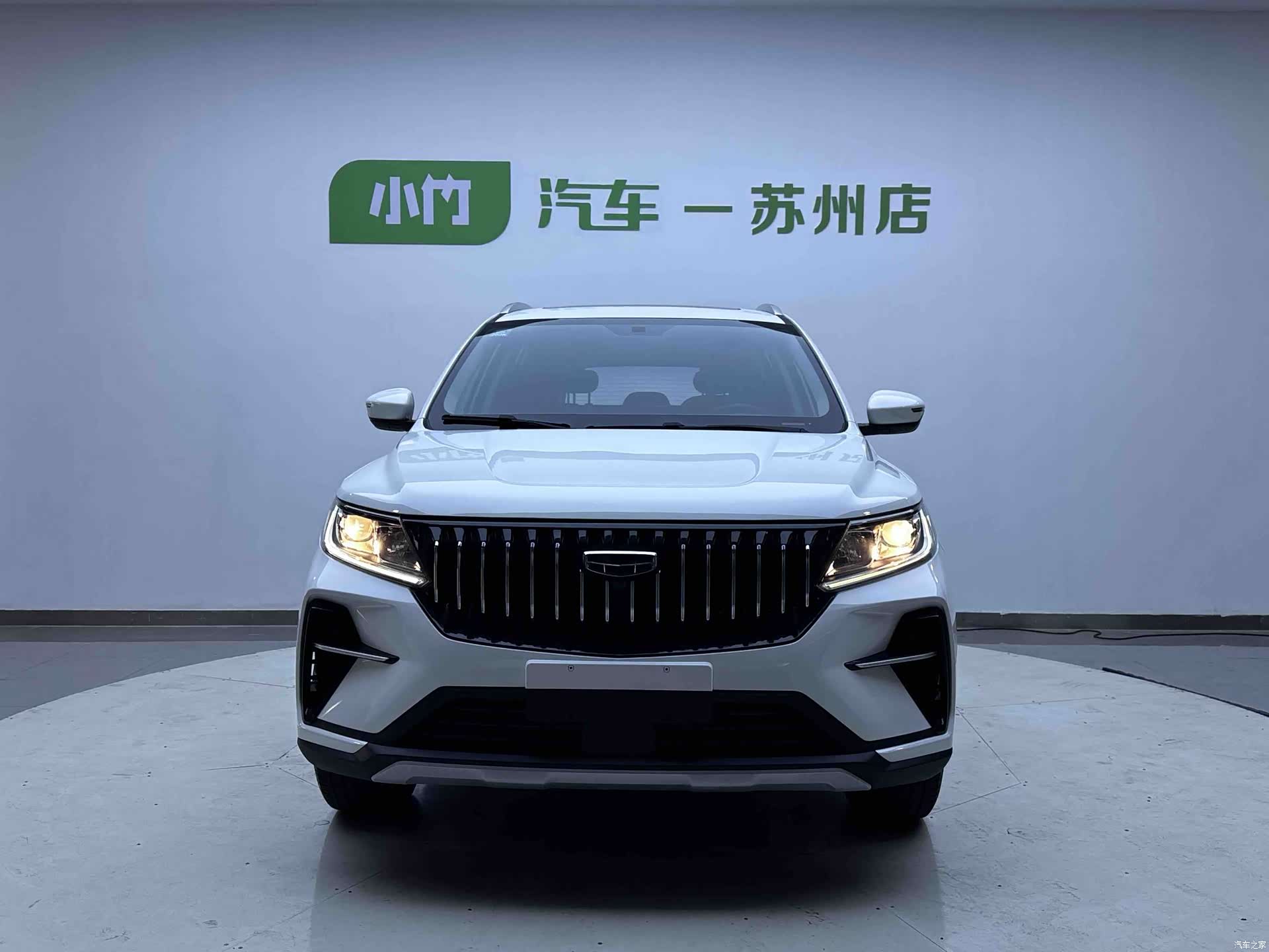 Geely X6, 2022 3