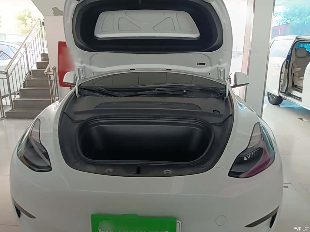 Tesla Model Y, 2023 20