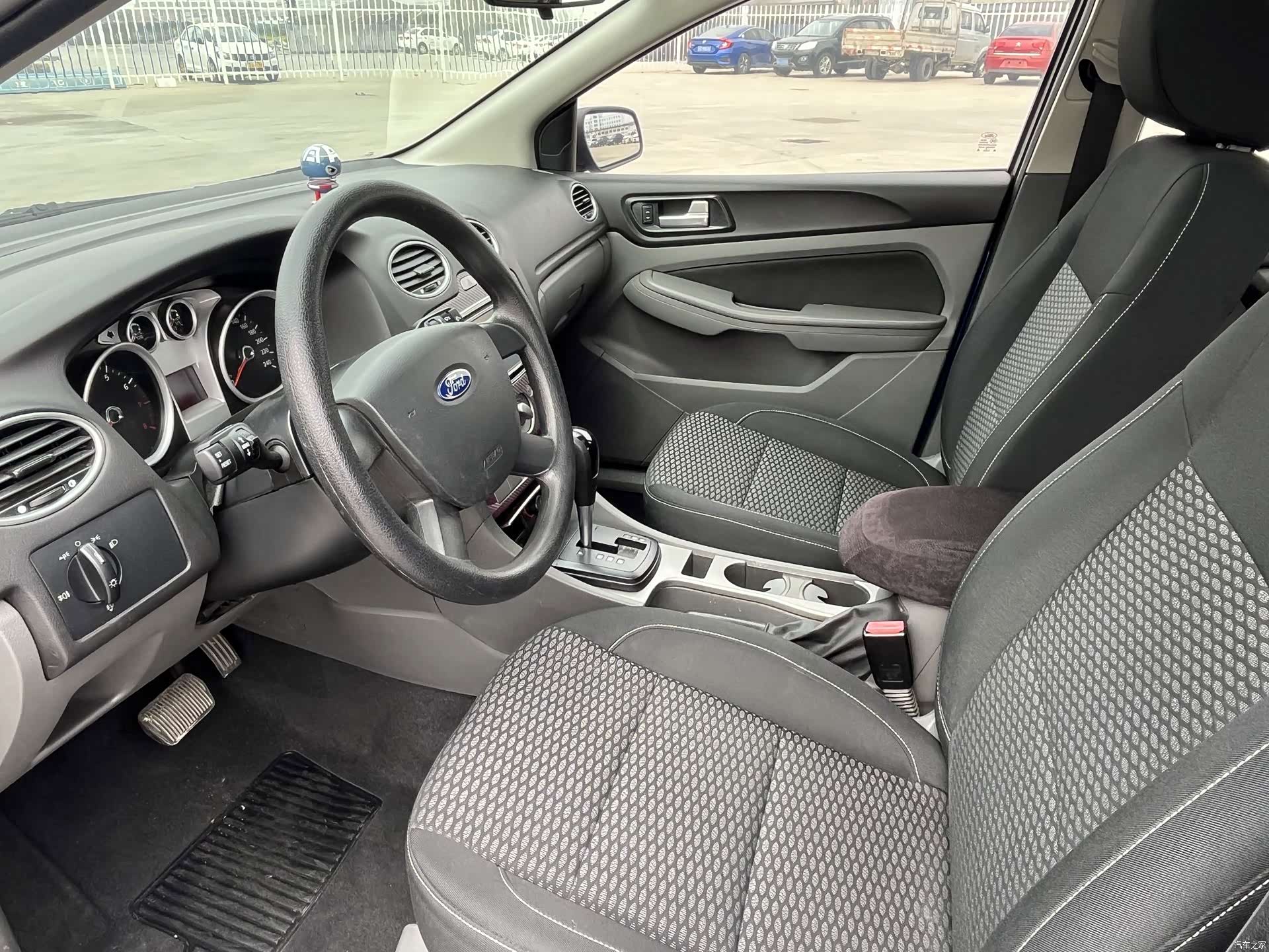 Ford Focus, 2014 24