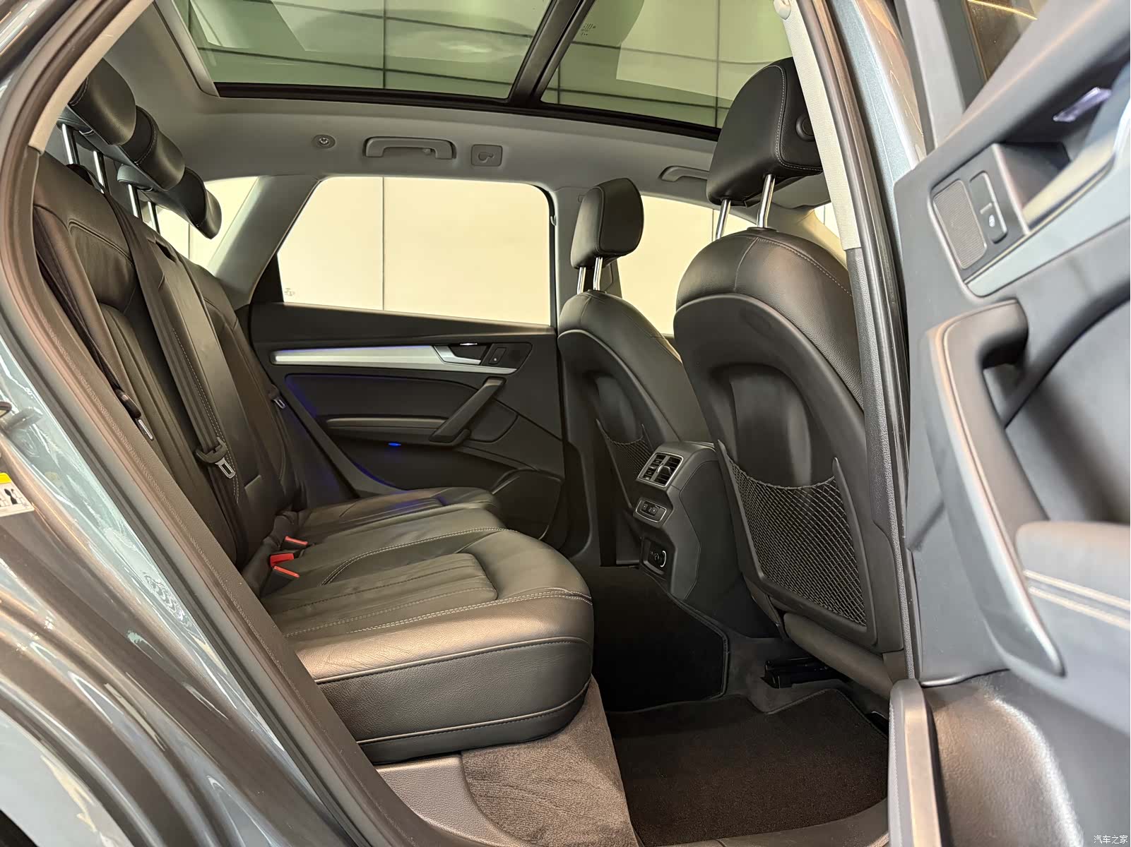 Audi Q5L, 2020 9